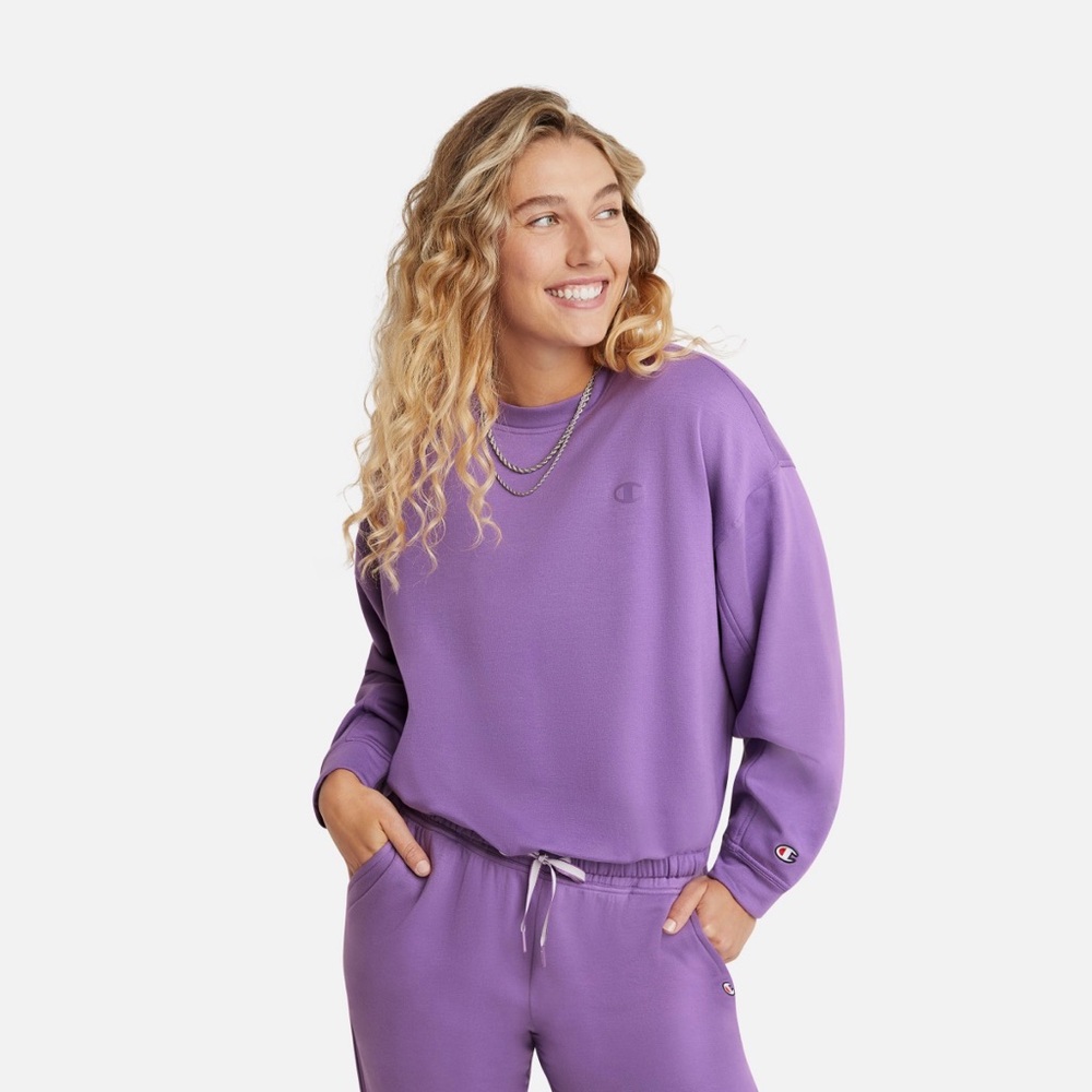 Champion Women's Lavender Crewneck Sweatshirt